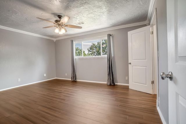 857 Los Altos Avenue, Clovis, CA 93612