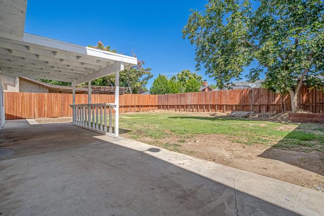 857 Los Altos Avenue, Clovis, CA 93612