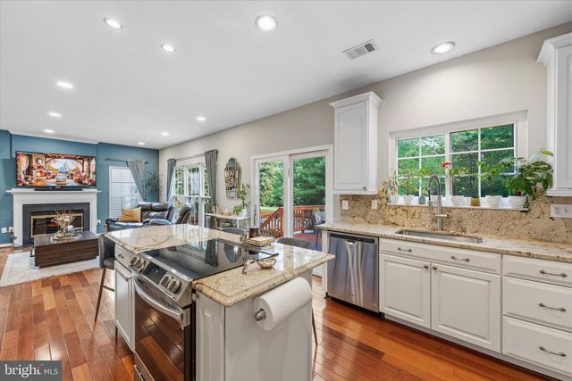 44144 MERRYWOOD CT, Ashburn, VA 20147