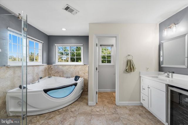 44144 MERRYWOOD CT, Ashburn, VA 20147