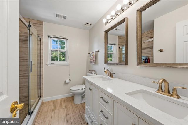 44144 MERRYWOOD CT, Ashburn, VA 20147