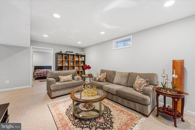 44144 MERRYWOOD CT, Ashburn, VA 20147