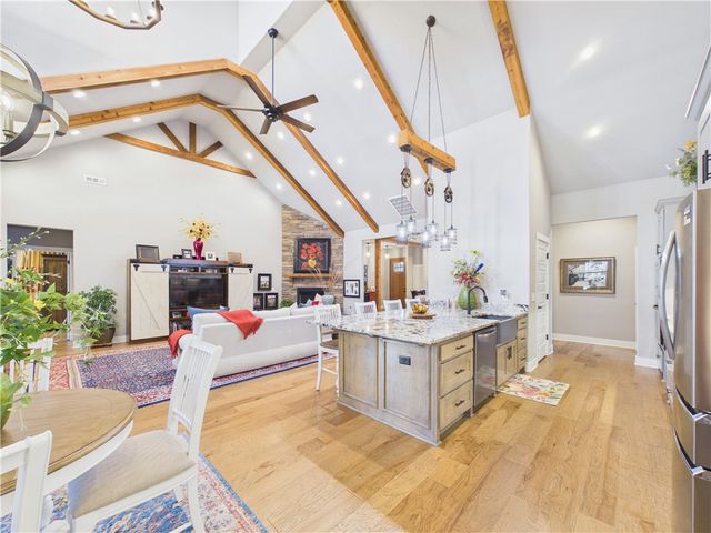 3641 Bitterroot Cove, Bentonville, AR 72712