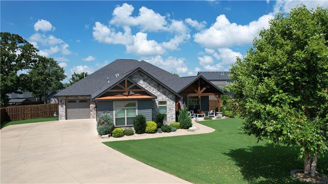 3641 Bitterroot Cove, Bentonville, AR 72712