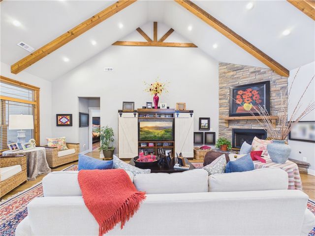 3641 Bitterroot Cove, Bentonville, AR 72712