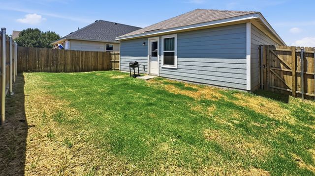 1408 Silver Spruce Lane, Fort Worth, TX 76140