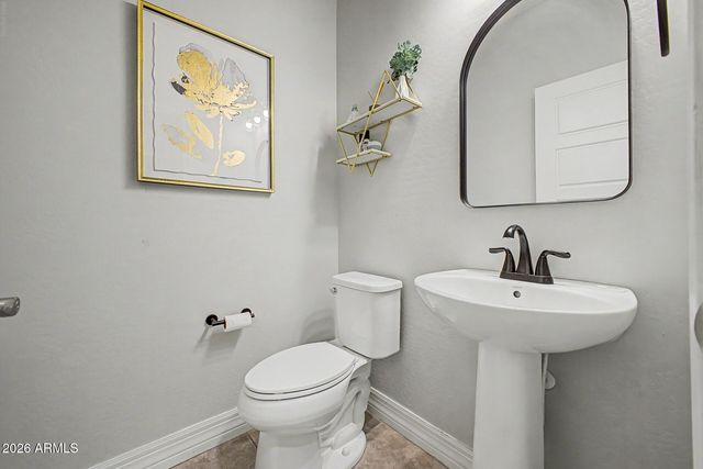 9020 S 41ST Glen, Laveen, AZ 85339