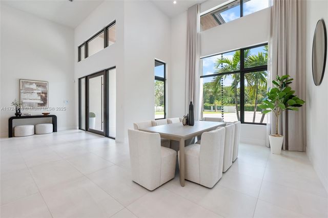 12025 SW 46th St, Miami, FL 33175