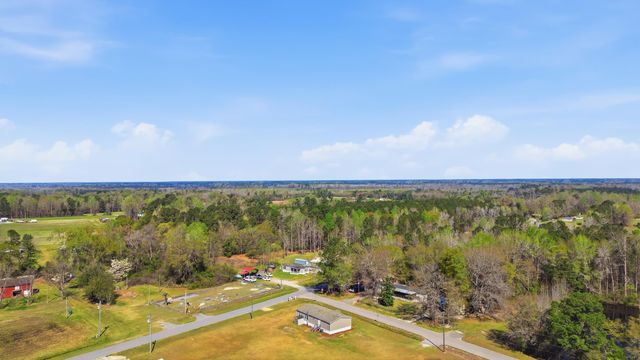 2200 Douston Rd., Loris, SC 29569