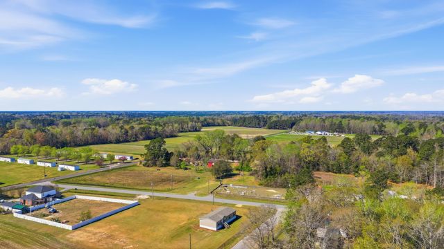 2200 Douston Rd., Loris, SC 29569