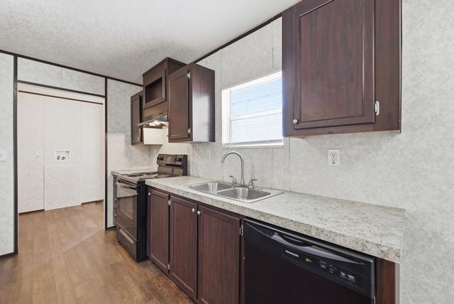 2200 Douston Rd., Loris, SC 29569