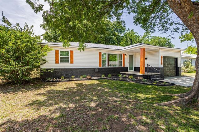 806 Myrtle Drive, Tecumseh, OK 74873