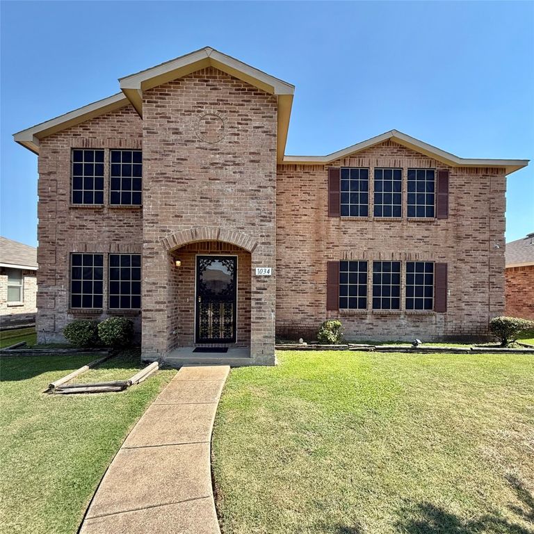 1034 Graystone Drive, Lancaster, TX 75134