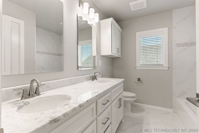 1507 Cedarwood Drive, Claremore, OK 74017