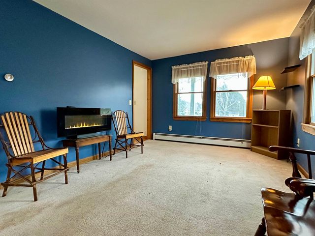 52 Hull Avenue, Wallingford, VT 05773