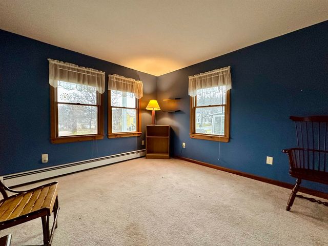 52 Hull Avenue, Wallingford, VT 05773