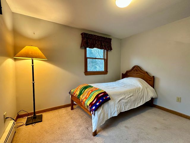 52 Hull Avenue, Wallingford, VT 05773