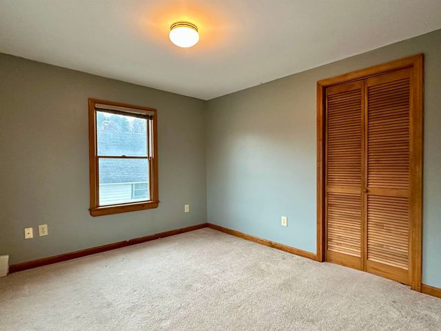 52 Hull Avenue, Wallingford, VT 05773