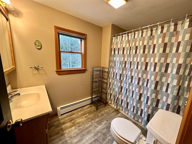 52 Hull Avenue, Wallingford, VT 05773