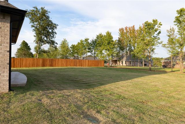 12616 Velvet Ash Avenue, Oklahoma City, OK 73173