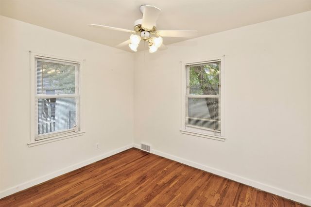 1832 Vine Street, West Des Moines, IA 50265