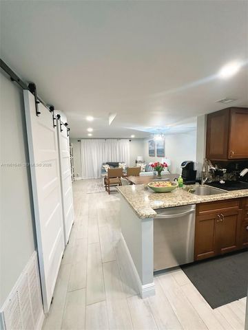 73 Deer Creek I 105, Deerfield Beach, FL 33442