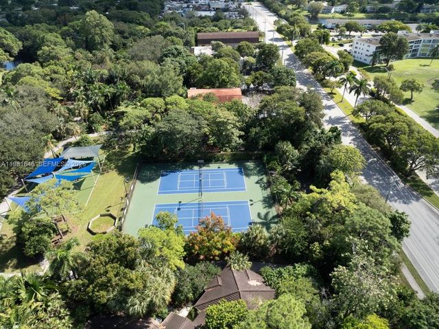 73 Deer Creek I 105, Deerfield Beach, FL 33442