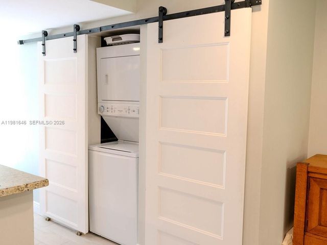 73 Deer Creek I 105, Deerfield Beach, FL 33442