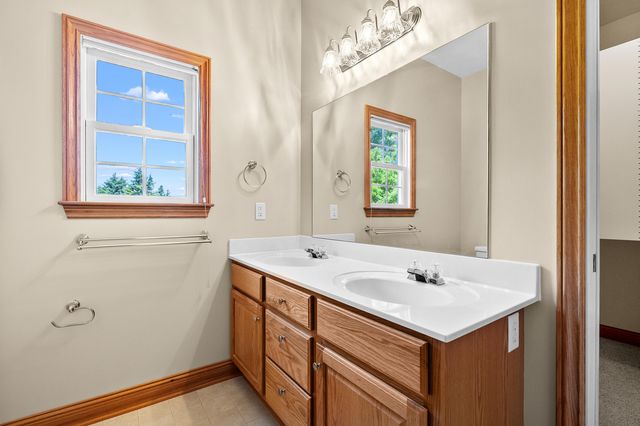 597 Winter Slope, Kalamazoo, MI 49009