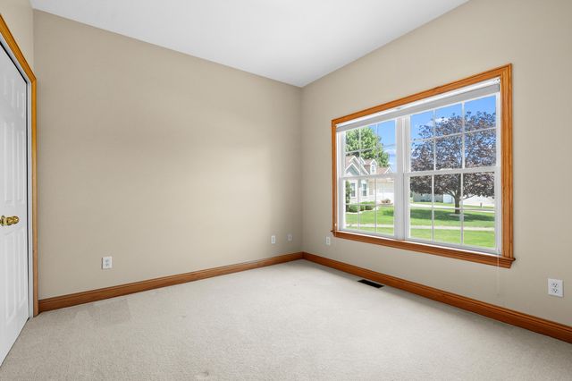 597 Winter Slope, Kalamazoo, MI 49009