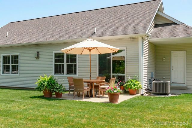 597 Winter Slope, Kalamazoo, MI 49009
