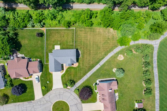 597 Winter Slope, Kalamazoo, MI 49009