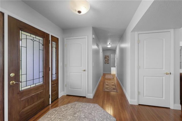 4165 Country Squire Road, Oak Grove, MO 64075