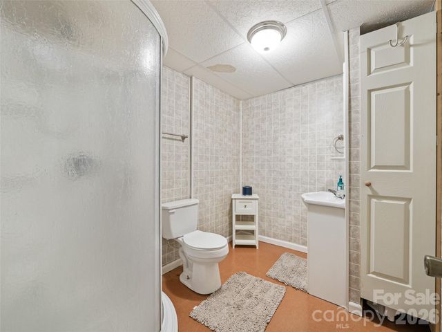 282 Sourwood Drive, Spruce Pine, NC 28777