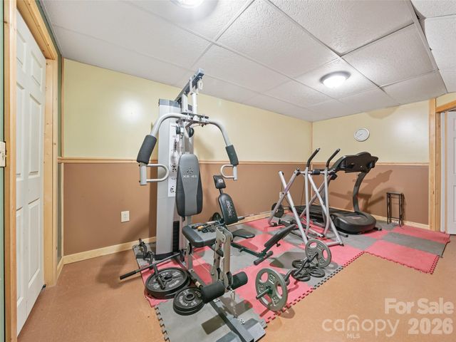 282 Sourwood Drive, Spruce Pine, NC 28777