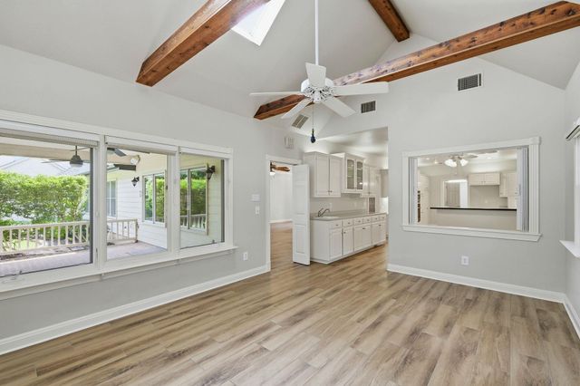 2000 Fountainwood DR, Georgetown, TX 78633