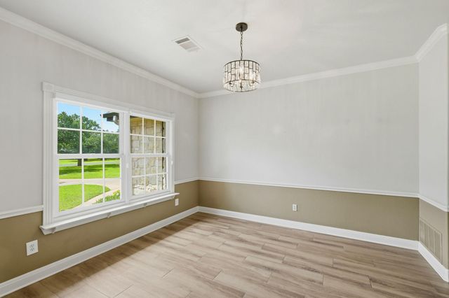 2000 Fountainwood DR, Georgetown, TX 78633
