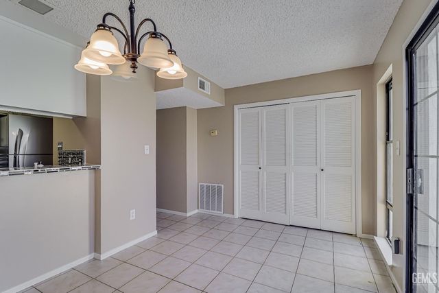 1317 Capricorn Court, Bakersfield, CA 93309