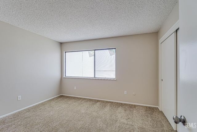 1317 Capricorn Court, Bakersfield, CA 93309