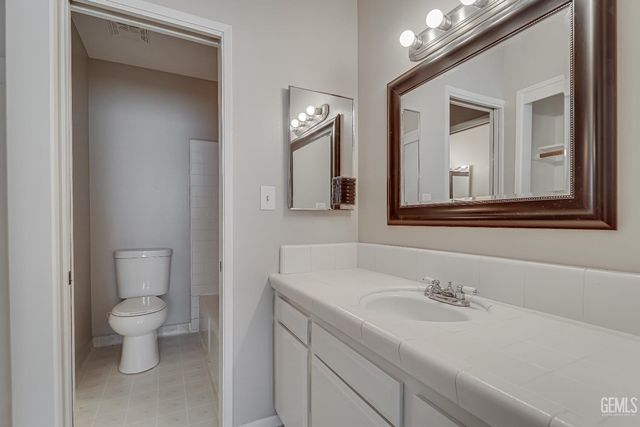 1317 Capricorn Court, Bakersfield, CA 93309