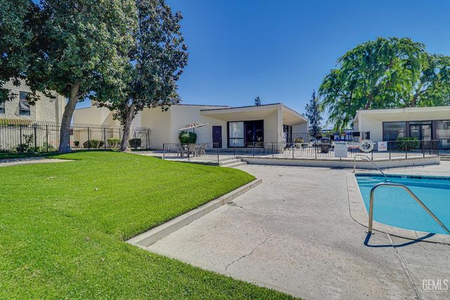 1317 Capricorn Court, Bakersfield, CA 93309
