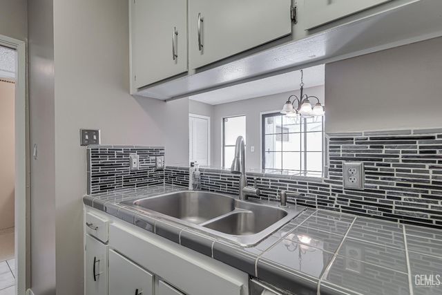 1317 Capricorn Court, Bakersfield, CA 93309