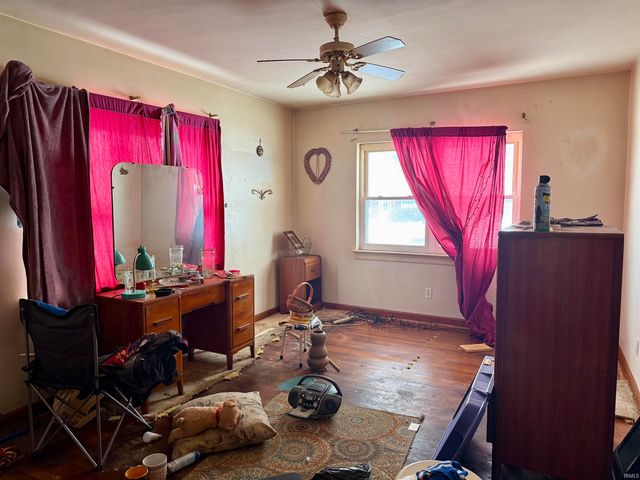 2051 John Street, Evansville, IN 47714