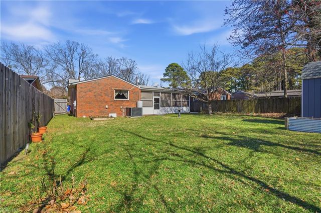 1607 Beaumont CT, Norfolk, VA 23503