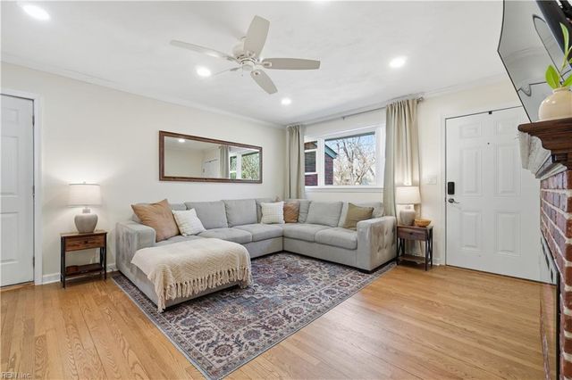 1607 Beaumont CT, Norfolk, VA 23503