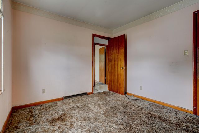 11 E Olmstead Avenue, Evansville, IN 47711