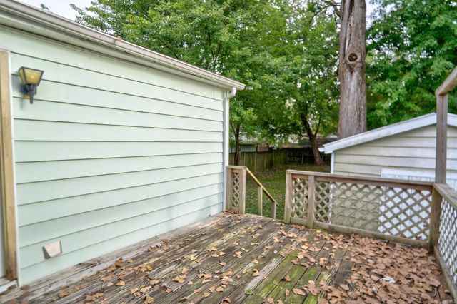 11 E Olmstead Avenue, Evansville, IN 47711