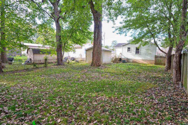 11 E Olmstead Avenue, Evansville, IN 47711