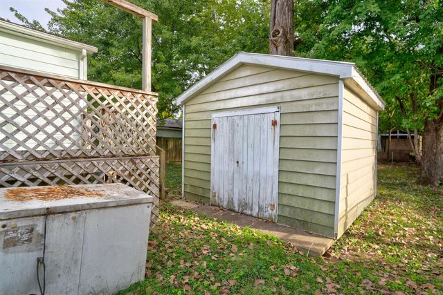 11 E Olmstead Avenue, Evansville, IN 47711