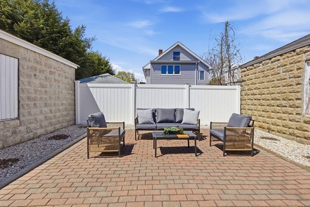 48-50 Amsden 50, Arlington, MA 02474